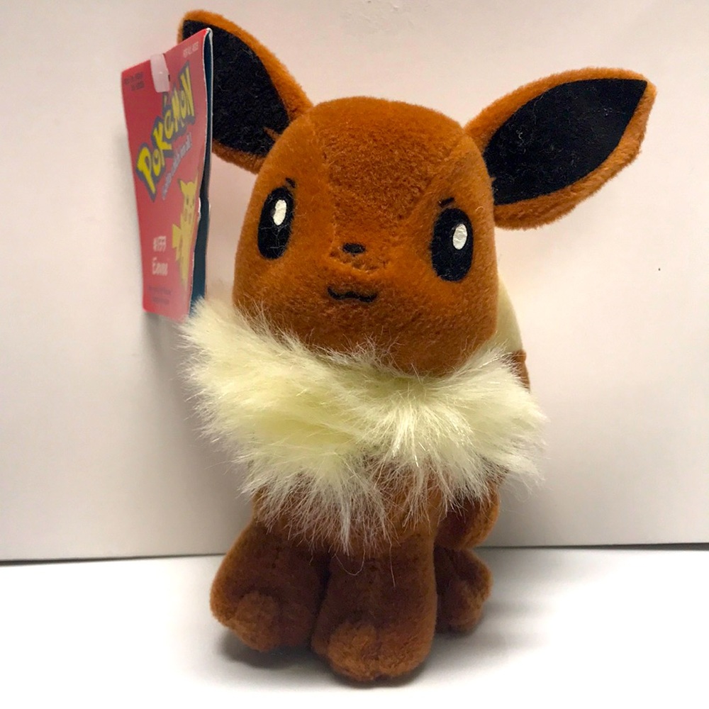 Hasbro Pokémon Eevee Plush Beanie #133